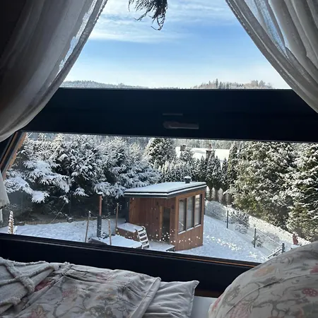 בית נופש Duszek Lasu ברנה